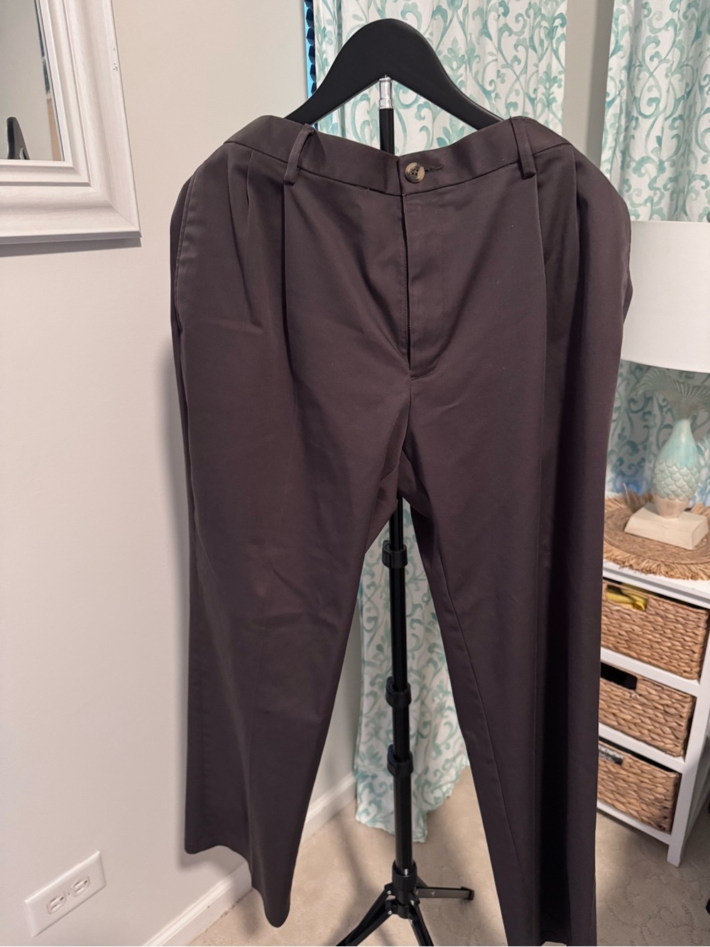 Men's Haggar Classic Pleated Dress Pants dark brown 38X29